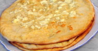 Рецепт Менгрельских хачапури с сыром сулугуни