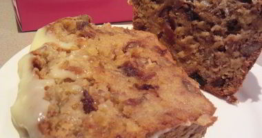 Рецепт Бананового пирога-хлеба с финиками и орехами пекан