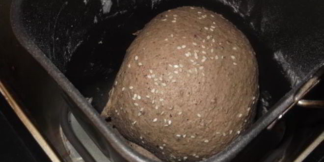 Рецепт черного хлеба с кунжутом