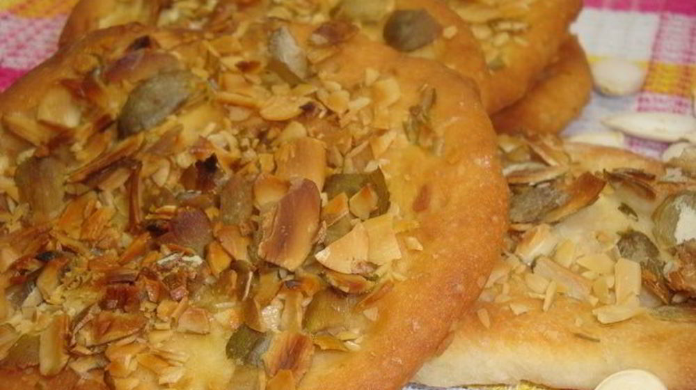 Как приготовить хрустящие хлебцы с тыквенными семечками