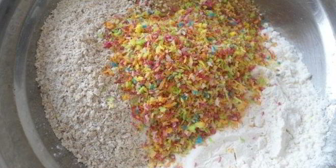 Рецепт овсяно-кокосовых сконы со смородиной