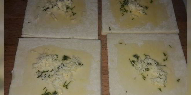 Рецепт хрустящих слоек с крабово-творожным кремом