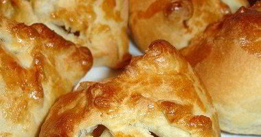 Рецепт Конвертиков с яблоком, изюмом и корицей