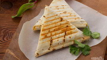 Рецепт Конвертиков с фаршем и фасолью в лаваше