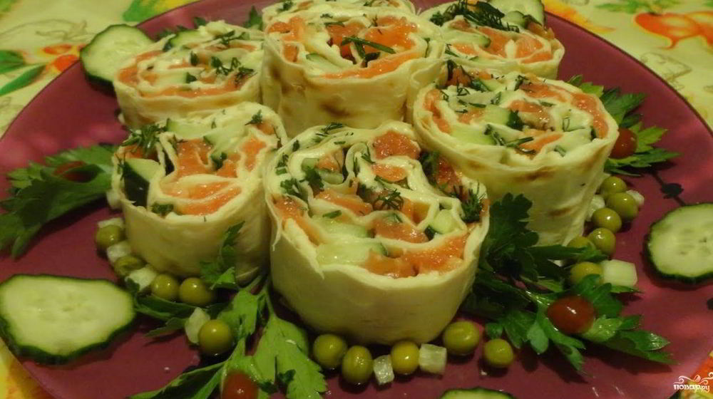 Как приготовить лаваш с красной рыбой и плавленым сыром