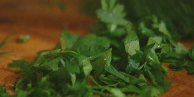 Рецепт лаваша с жареными яйцами, сладким перцем и луком