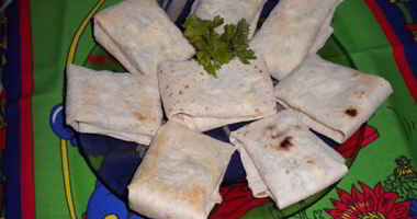 Рецепт Печеного лаваша с сыром, чесноком и зеленью