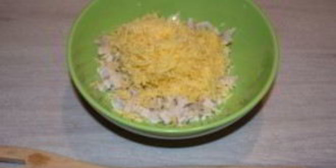 Рецепт рулетиков из лаваша с сыром