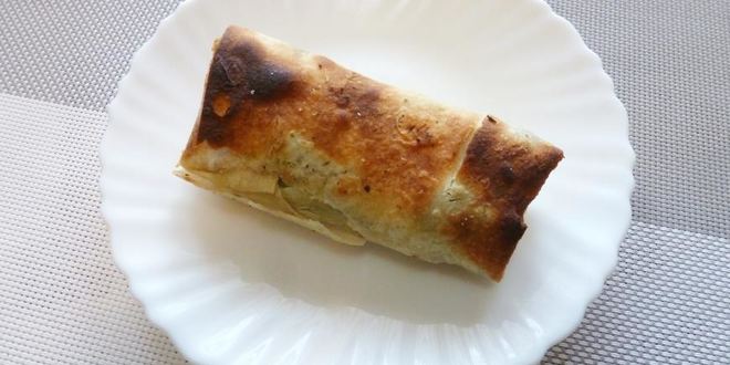 Рецепт сосиски в лаваше с маринованным огурцом и сыром