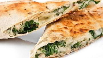 Рецепт Сулугуней в лаваше на сковороде