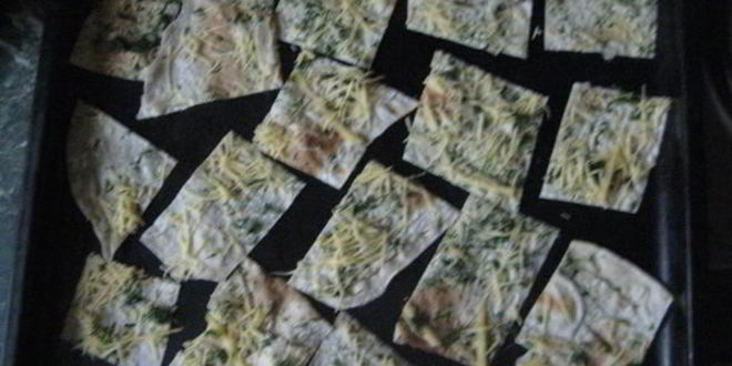 Рецепт сырных чипсов из лаваша с зеленью