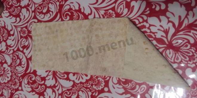 Рецепт творожно-яблочных конвертики из лаваша