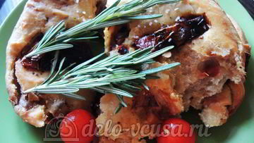 Рецепт Фокаччи с вялеными помидорами