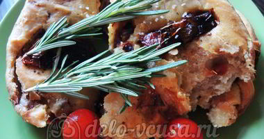 Рецепт Фокаччи с вялеными помидорами