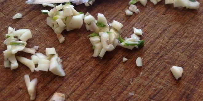 Рецепт лепешки из творожного теста с сыром и зеленью