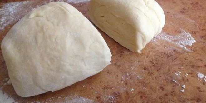 Рецепт лепешки из творожного теста с сыром и зеленью