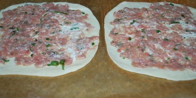 Рецепт лепешек с сыром и фаршем