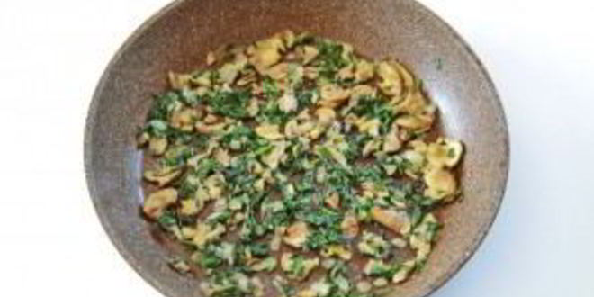 Рецепт лепешек со шпинатом и грибами