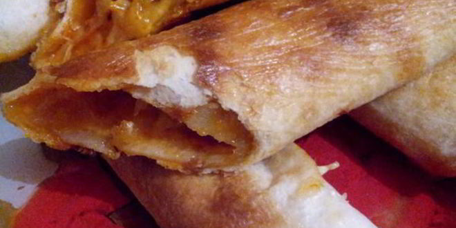 Рецепт тортилий запеченных с сыром и колбасой