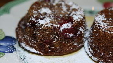 Рецепт Маффинов с гречневыми хлопьями и вишней