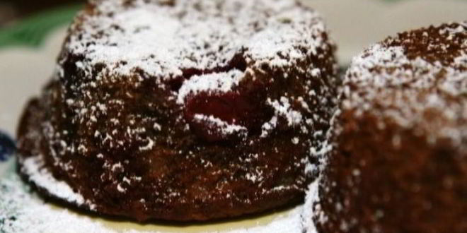 Рецепт маффинов с гречневыми хлопьями и вишней