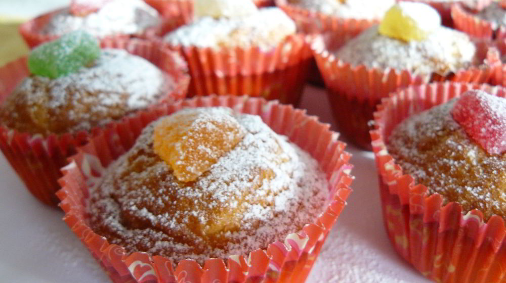 Как приготовить манных маффинов с мармеладом