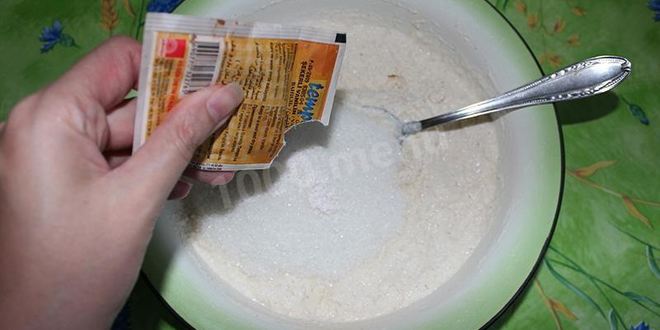 Рецепт манника с бананами на кефире