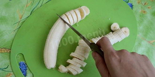 Рецепт манника с бананами на кефире