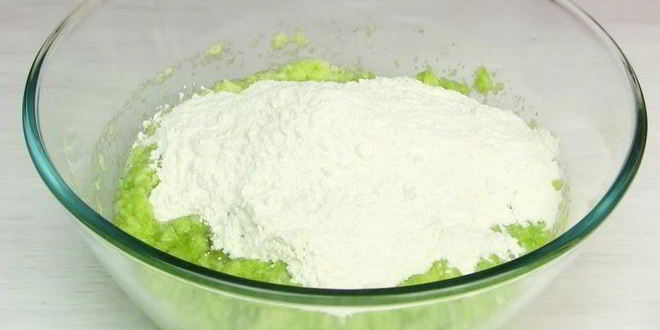 Рецепт кабачковых оладий с фаршем внутри