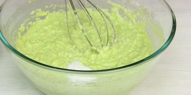 Рецепт кабачковых оладий с фаршем внутри