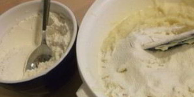 Рецепт оладий из прокисшего молока