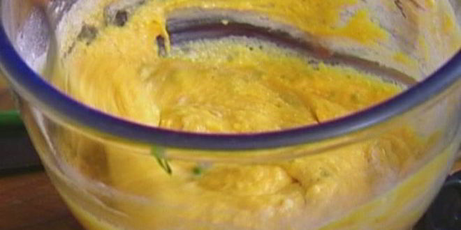 Рецепт оладий из тыквы и картофеля с зеленым луком и мускатным орехом