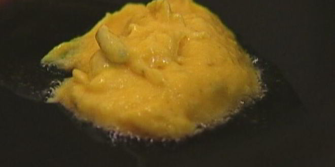 Рецепт оладий из тыквы и картофеля с зеленым луком и мускатным орехом