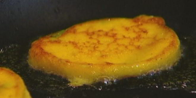 Рецепт оладий из тыквы и картофеля с зеленым луком и мускатным орехом