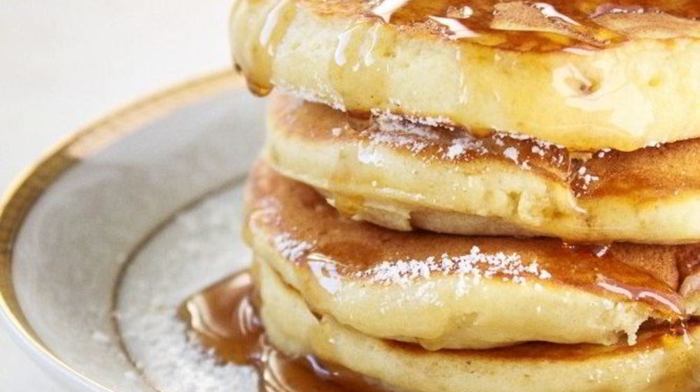 Как приготовить оладьи на молоке и сметане