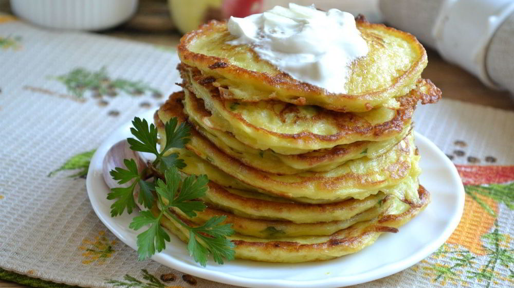 Как приготовить пышные оладьи из кабачков