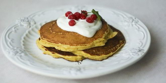 Рецепт тыквенных оладий на кефире и овсяной муке