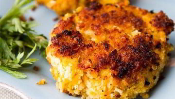 Рецепт Тыквенных оладий с луком и чесноком