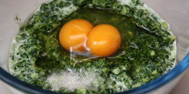 Рецепт зеленых оладий из шпината и брокколи