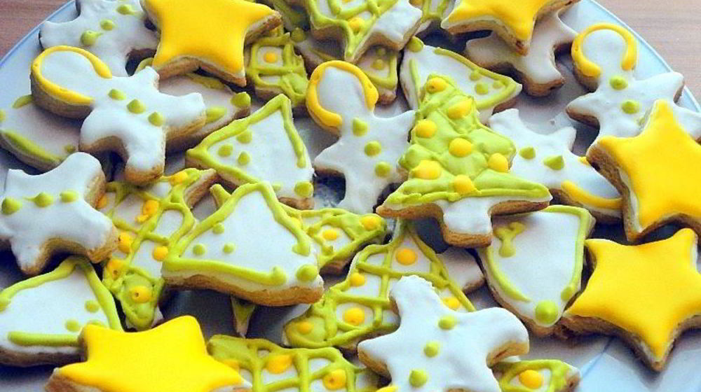 Как приготовить новогоднее печенье фигурками