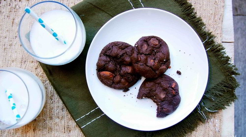 Как приготовить печенье двойной шоколад с миндалем