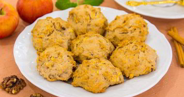Рецепт Печенья с яблоками и грецкими орехами