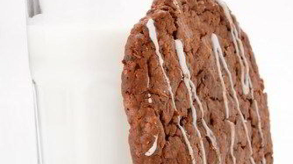 Как приготовить шоколадно-клюквенное овсяное печенье