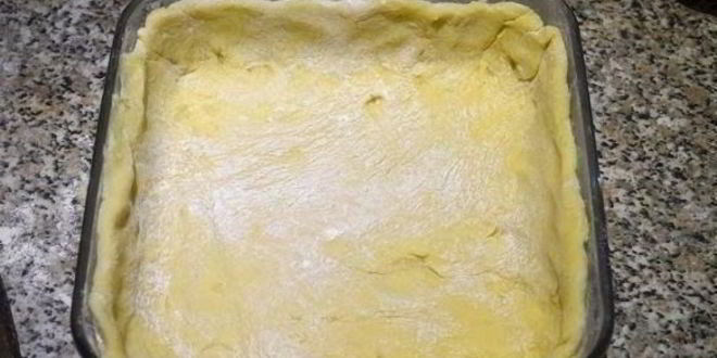 Рецепт открытого мясного пирога из картофельного теста