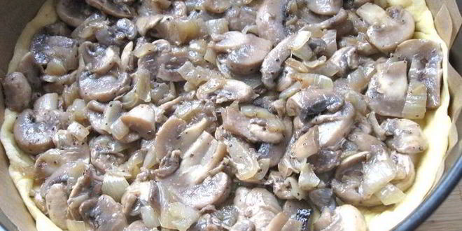Рецепт пирога из заварного теста с грибами