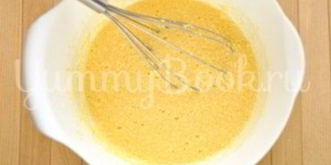 Рецепт пирога с ревенем и клубникой