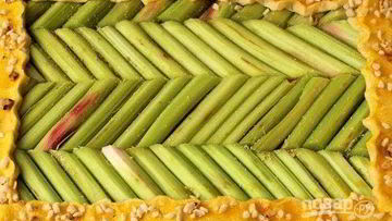 Рецепт Пирога с ревенем открытый