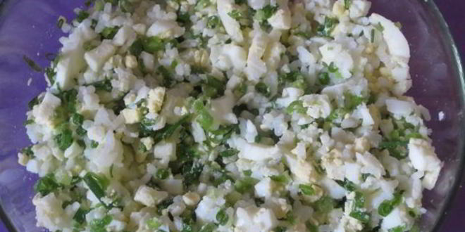 Рецепт пирога с яйцом, зеленым луком и рисом