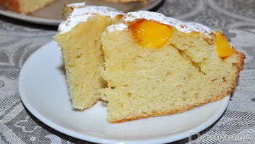 Рецепт Простого пирога с фруктами и ягодами