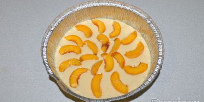 Рецепт простого пирога с фруктами и ягодами